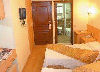 Kupeli Hotel